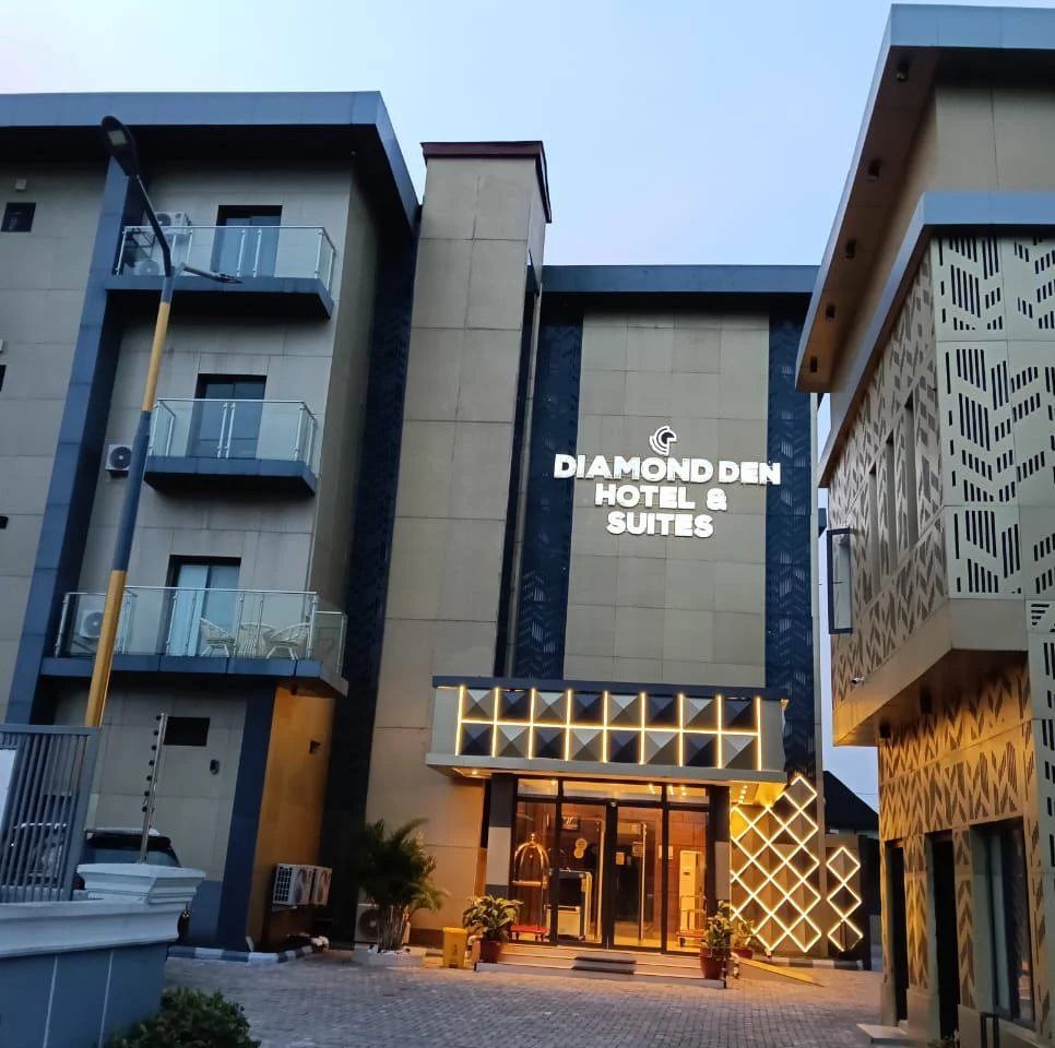 Diamond Den Hotel
